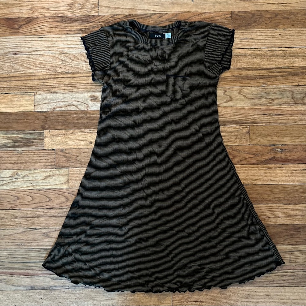 BDG STRIPED OLIVE + BLACK TSHIRT MINI DRESS